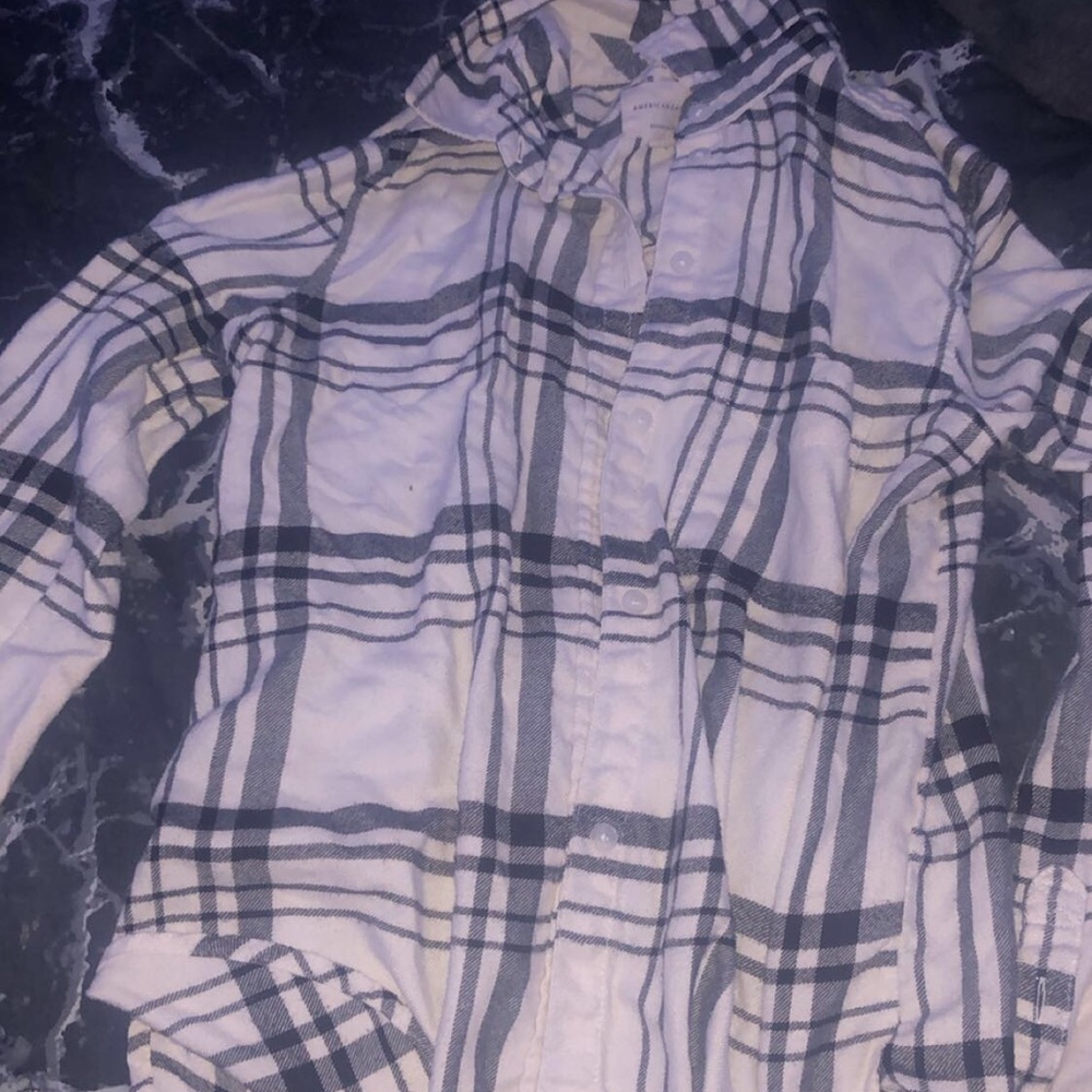 Black and white Button up